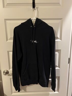SUPREME - Men's Black Hoodie Sweatshirt with Script Chest Logo
